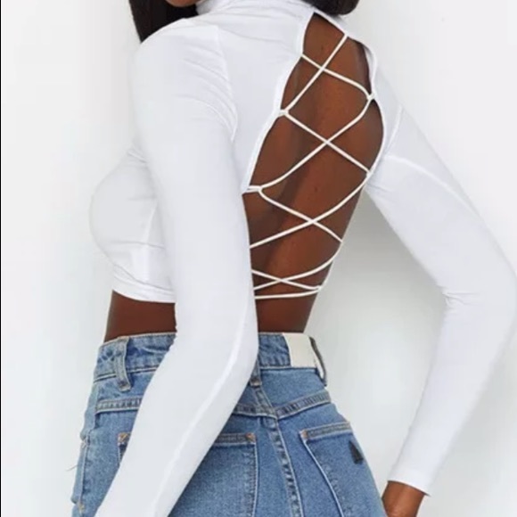 Smile back at you laces up shirt - Picture 3 of 3